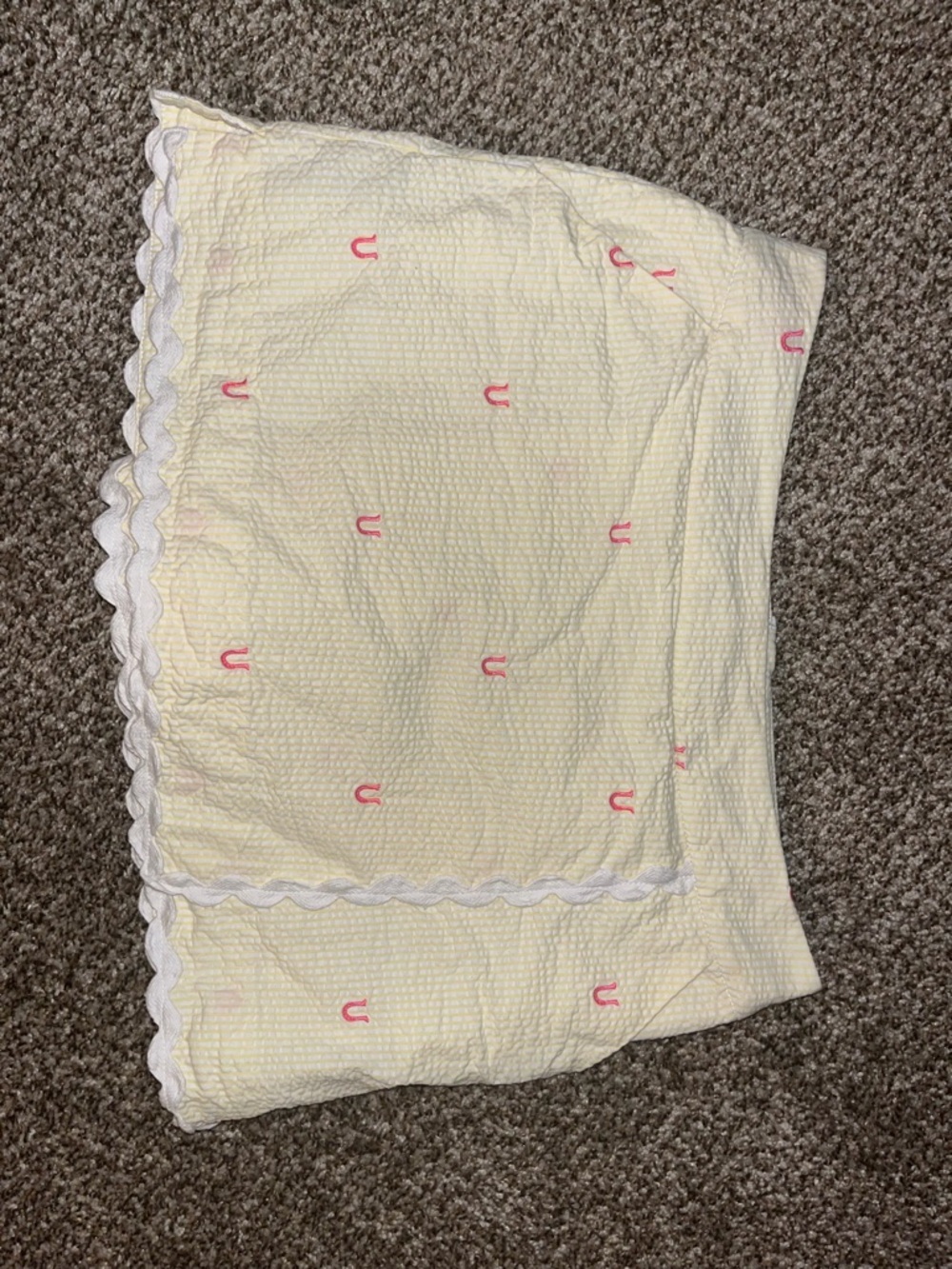 EUC 2 Lilly Pulitzer embroidery horse shoe themed yellow skort skirt lucky XS